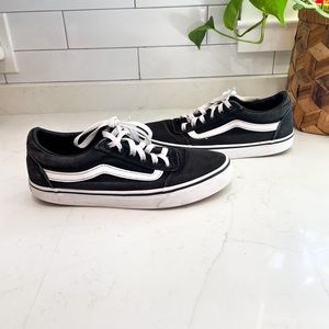 Black Low Top Vans Good Condition Womens 9.5